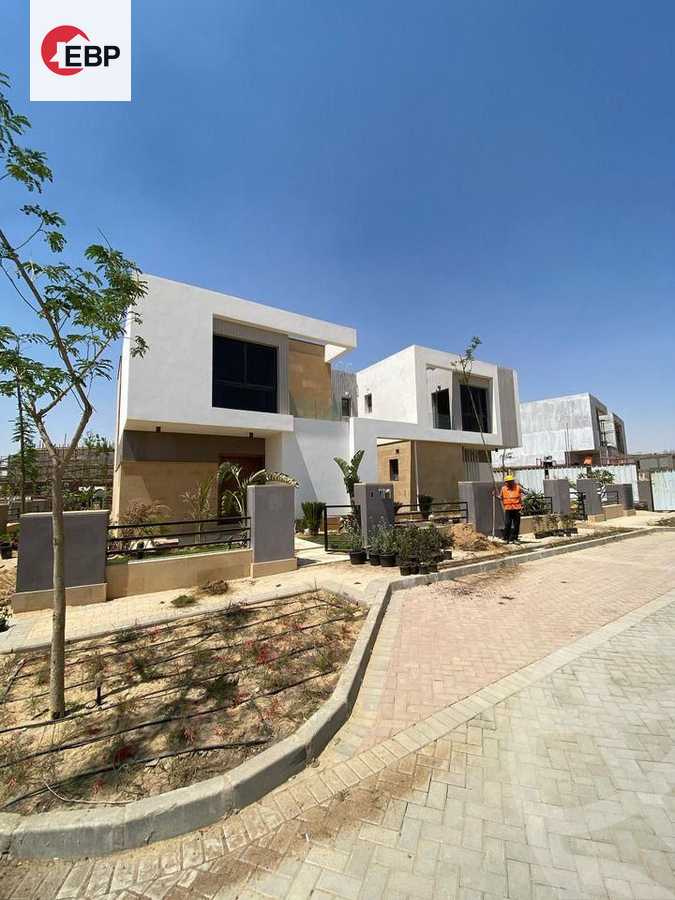 https://aqarmap.com.eg/en/listing/4243914-for-sale-cairo-new-cairo-compounds-zyd-yst