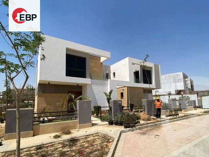 https://aqarmap.com.eg/en/listing/4357245-for-sale-cairo-new-cairo-compounds-zyd-yst