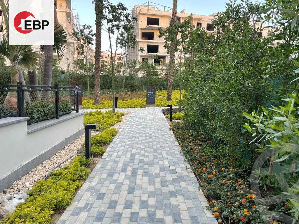 https://aqarmap.com.eg/en/listing/4561471-for-sale-cairo-new-cairo-compounds-kmbwnd-sky-kwndwz-swdyk-villette