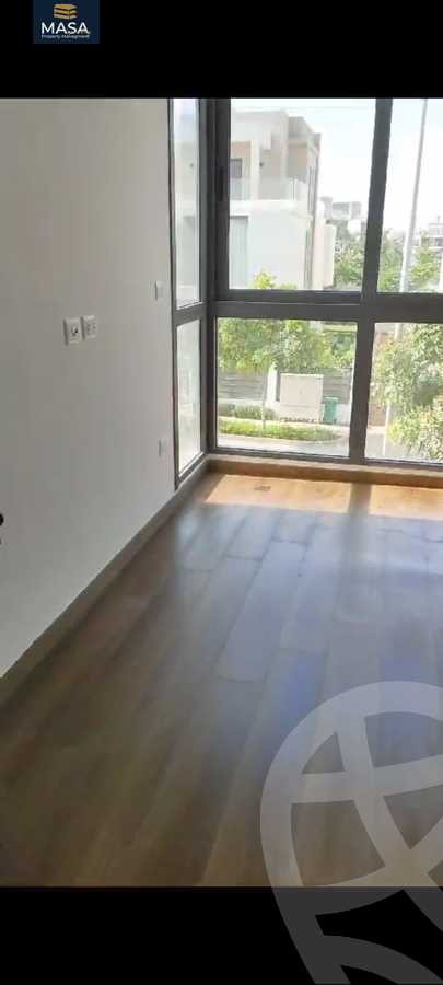 https://aqarmap.com.eg/en/listing/4301032-for-sale-cairo-new-cairo-compounds-fifth-square