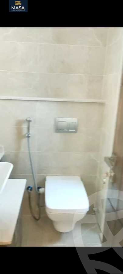 https://aqarmap.com.eg/en/listing/4301032-for-sale-cairo-new-cairo-compounds-fifth-square