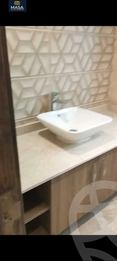 https://aqarmap.com.eg/en/listing/4301032-for-sale-cairo-new-cairo-compounds-fifth-square