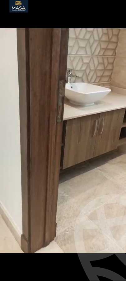 https://aqarmap.com.eg/en/listing/4301032-for-sale-cairo-new-cairo-compounds-fifth-square