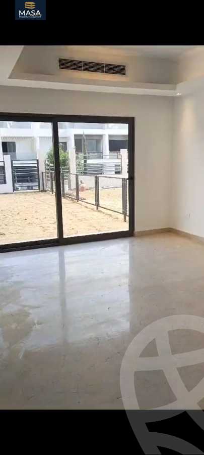 https://aqarmap.com.eg/en/listing/4301032-for-sale-cairo-new-cairo-compounds-fifth-square