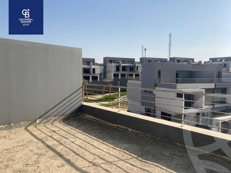 https://aqarmap.com.eg/en/listing/4065465-for-sale-cairo-new-cairo-compounds-el-patio-oro