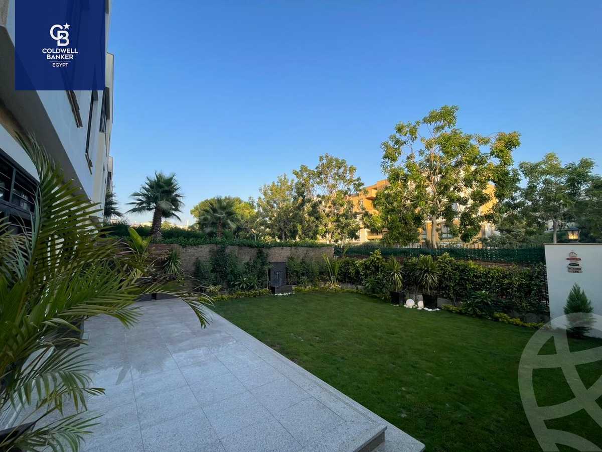 https://aqarmap.com.eg/en/listing/4104788-for-sale-cairo-el-sheikh-zayed-city-compounds-kmbwnd-wyst-twn-swdyk