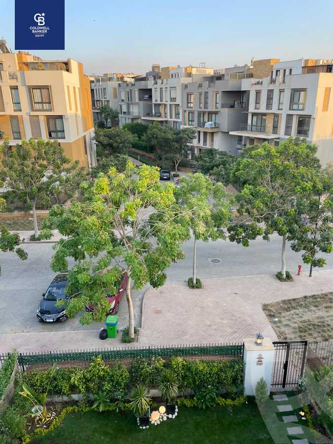 https://aqarmap.com.eg/en/listing/4104788-for-sale-cairo-el-sheikh-zayed-city-compounds-kmbwnd-wyst-twn-swdyk