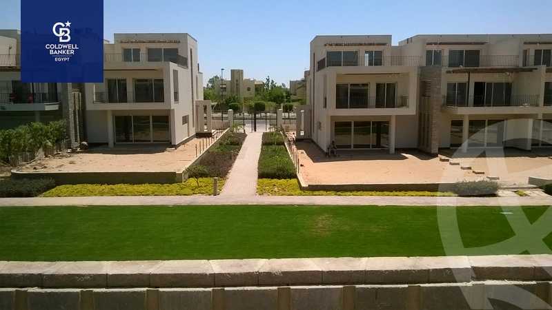 https://aqarmap.com.eg/en/listing/4119603-for-sale-cairo-el-sheikh-zayed-city-compounds-kmbwnd-wyst-twn-swdyk