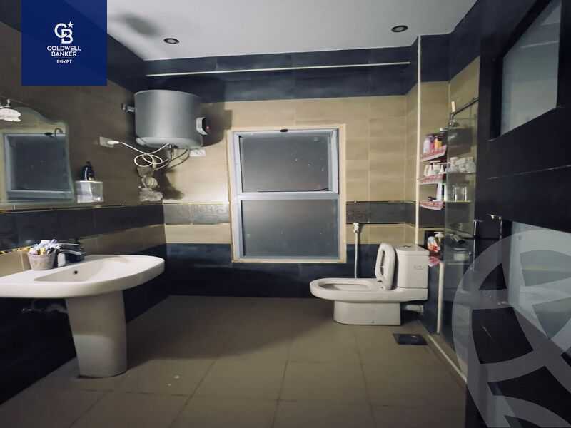 https://aqarmap.com.eg/en/listing/4127617-for-sale-cairo-el-sheikh-zayed-city-compounds-in-sheikh-zayed-beverly-hills
