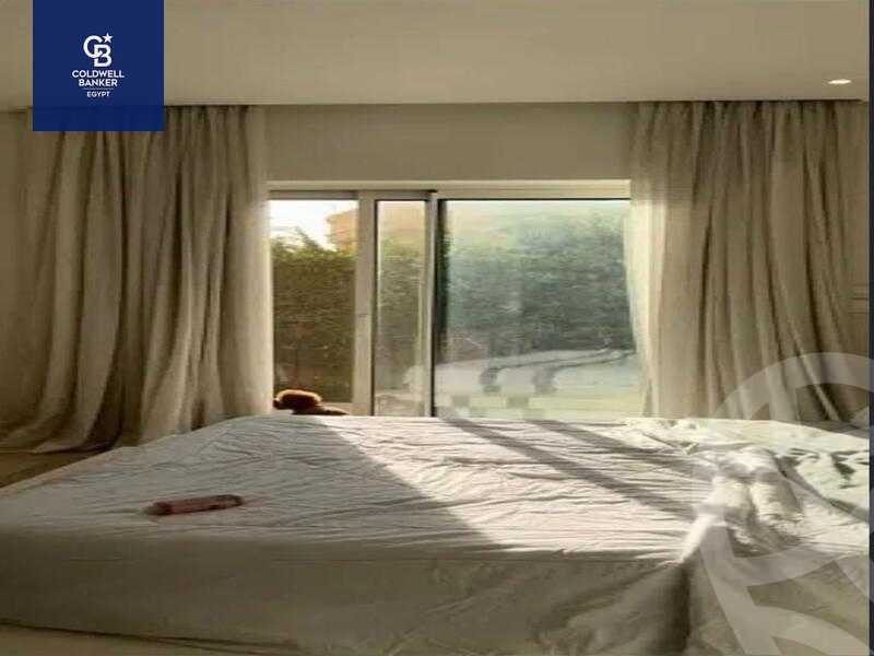 https://aqarmap.com.eg/en/listing/4154777-for-sale-cairo-el-sheikh-zayed-city-compounds-kmbwnd-wyst-twn-swdyk