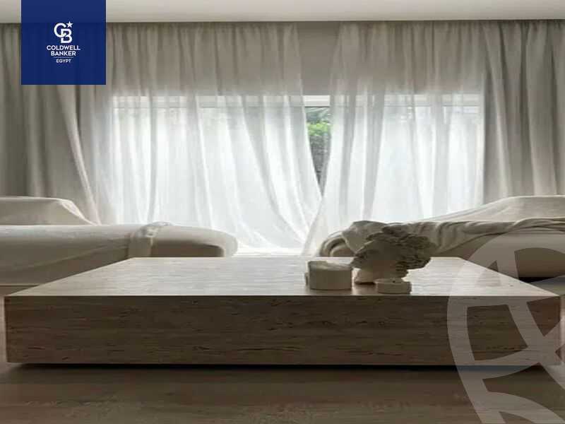 https://aqarmap.com.eg/en/listing/4154777-for-sale-cairo-el-sheikh-zayed-city-compounds-kmbwnd-wyst-twn-swdyk