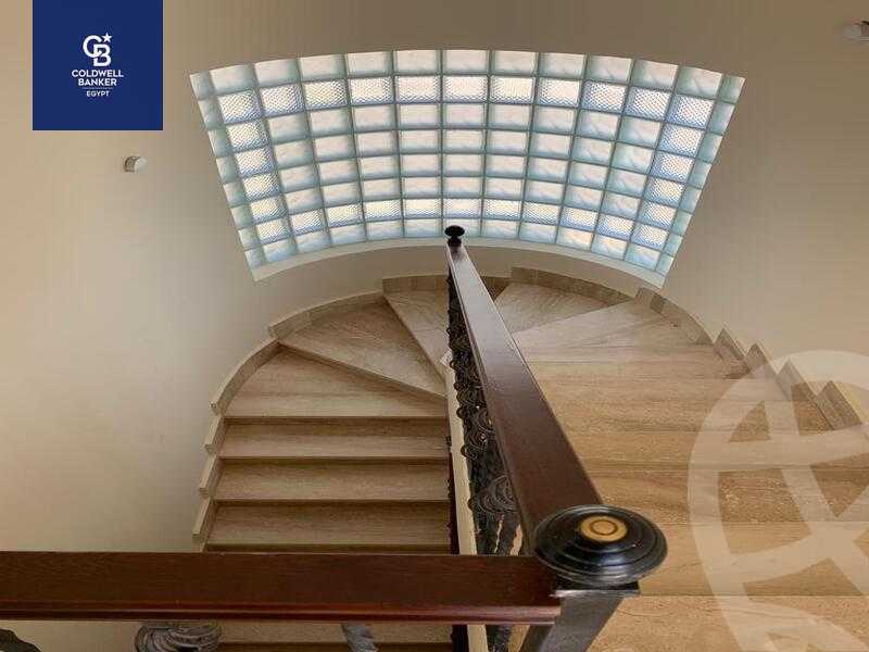 https://aqarmap.com.eg/ar/listing/4165698-for-sale-cairo-el-sheikh-zayed-city-compounds-in-sheikh-zayed-royal-city
