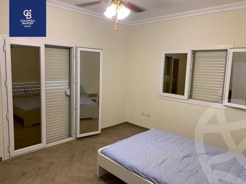 https://aqarmap.com.eg/ar/listing/4165698-for-sale-cairo-el-sheikh-zayed-city-compounds-in-sheikh-zayed-royal-city