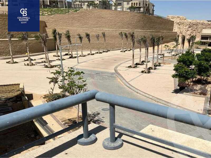 https://aqarmap.com.eg/ar/listing/4165838-for-sale-cairo-6th-of-october-compound-pyramids-heights