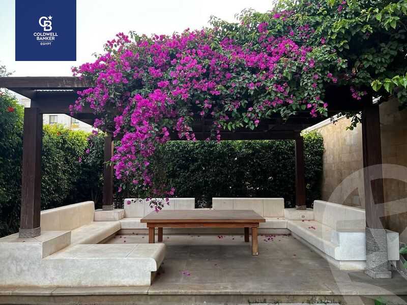 https://aqarmap.com.eg/en/listing/4178159-for-sale-cairo-el-sheikh-zayed-city-compounds-kmbwnd-wyst-twn-swdyk