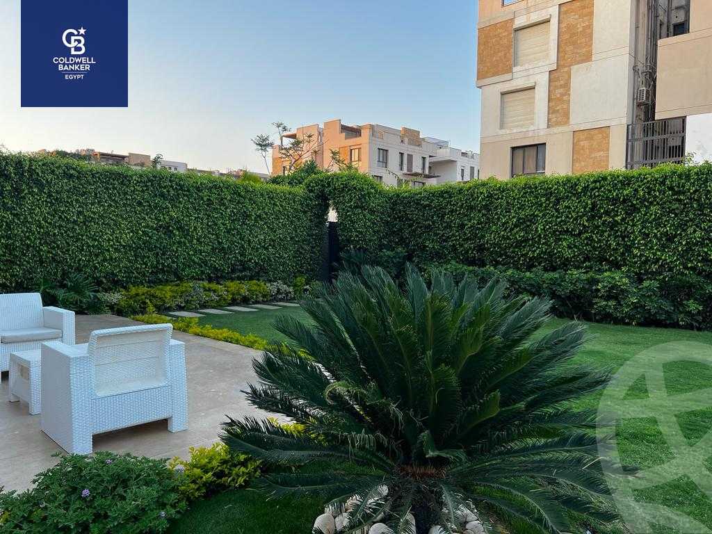 https://aqarmap.com.eg/en/listing/4178159-for-sale-cairo-el-sheikh-zayed-city-compounds-kmbwnd-wyst-twn-swdyk