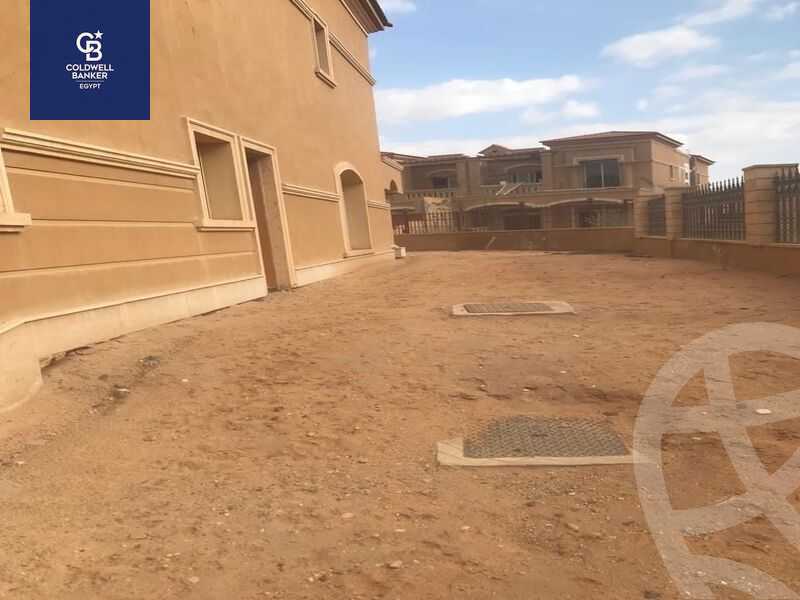 https://aqarmap.com.eg/en/listing/4275917-for-sale-cairo-el-sheikh-zayed-city-compounds-in-sheikh-zayed-royal-meadows