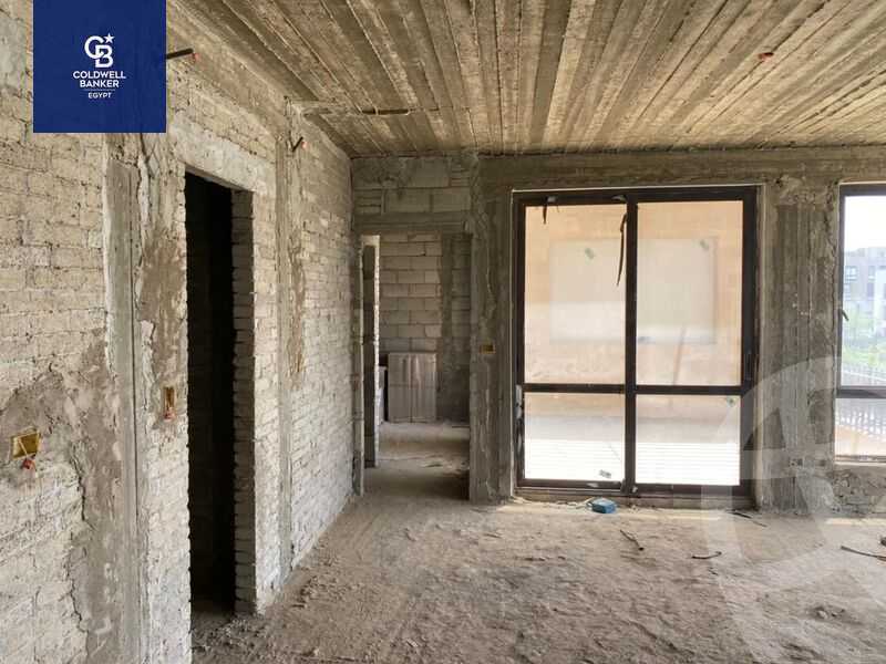 https://aqarmap.com.eg/ar/listing/4277053-for-sale-cairo-el-sheikh-zayed-city-compounds-kmbwnd-wyst-twn-swdyk