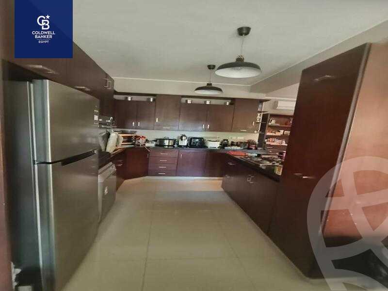 https://aqarmap.com.eg/en/listing/4308186-for-sale-cairo-el-sheikh-zayed-city-compounds-kmbwnd-wyst-twn-swdyk