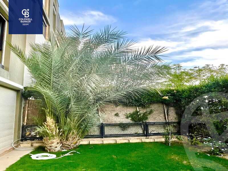 https://aqarmap.com.eg/ar/listing/4309783-for-sale-cairo-el-sheikh-zayed-city-compounds-kmbwnd-wyst-twn-swdyk