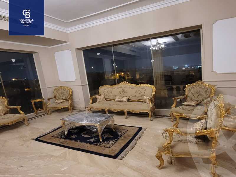 https://aqarmap.com.eg/ar/listing/4311407-for-sale-cairo-el-sheikh-zayed-city-compounds-in-sheikh-zayed-royal-city