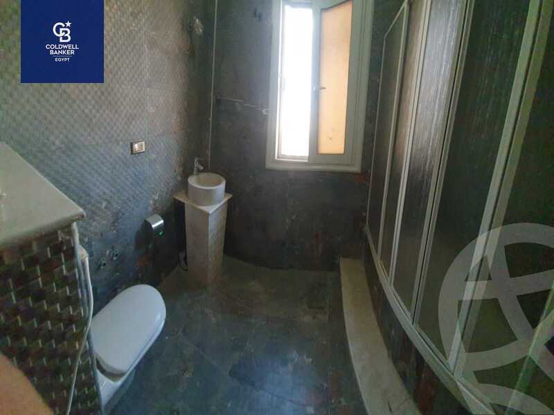 https://aqarmap.com.eg/ar/listing/4311407-for-sale-cairo-el-sheikh-zayed-city-compounds-in-sheikh-zayed-royal-city