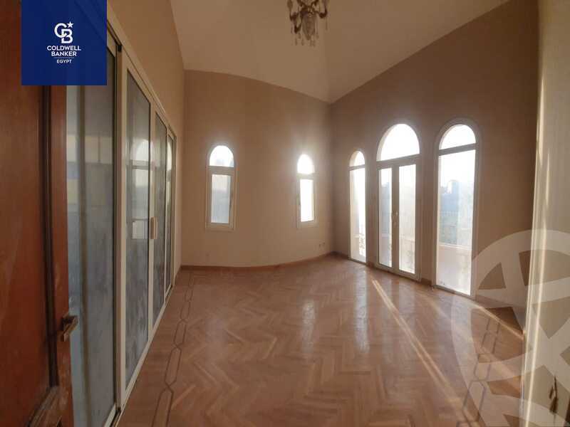 https://aqarmap.com.eg/ar/listing/4311407-for-sale-cairo-el-sheikh-zayed-city-compounds-in-sheikh-zayed-royal-city