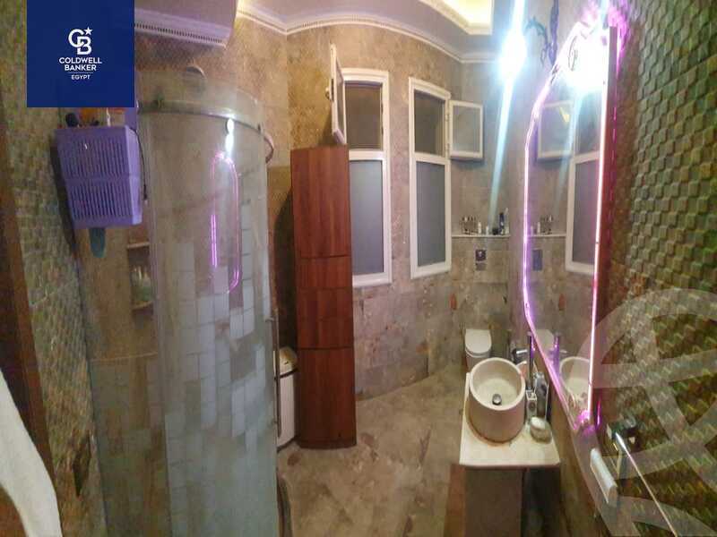 https://aqarmap.com.eg/ar/listing/4311407-for-sale-cairo-el-sheikh-zayed-city-compounds-in-sheikh-zayed-royal-city