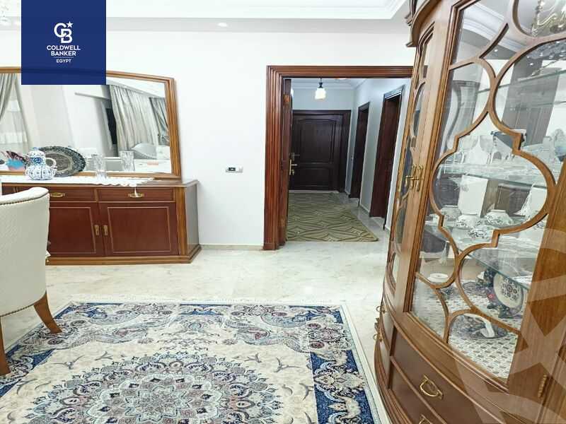 https://aqarmap.com.eg/ar/listing/4312009-for-sale-cairo-el-sheikh-zayed-city-compounds-in-sheikh-zayed-continental-gardens