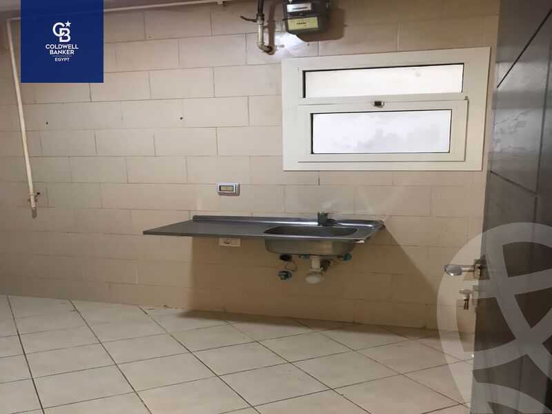 https://aqarmap.com.eg/ar/listing/4312164-for-sale-cairo-el-sheikh-zayed-city-compounds-dh-drys