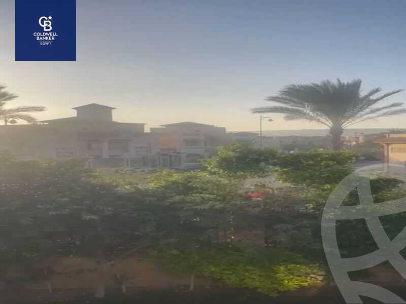 https://aqarmap.com.eg/ar/listing/4342639-for-sale-cairo-el-sheikh-zayed-city-compounds-in-sheikh-zayed-royal-city