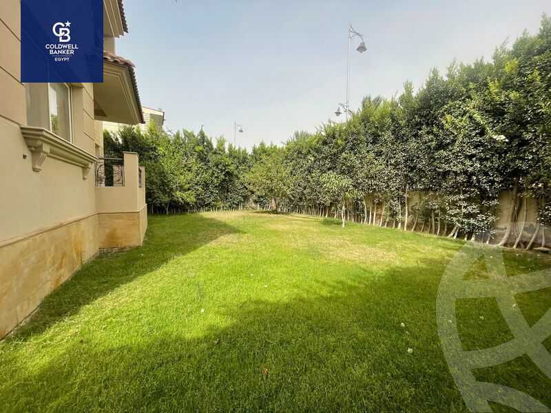 https://aqarmap.com.eg/ar/listing/4342639-for-sale-cairo-el-sheikh-zayed-city-compounds-in-sheikh-zayed-royal-city