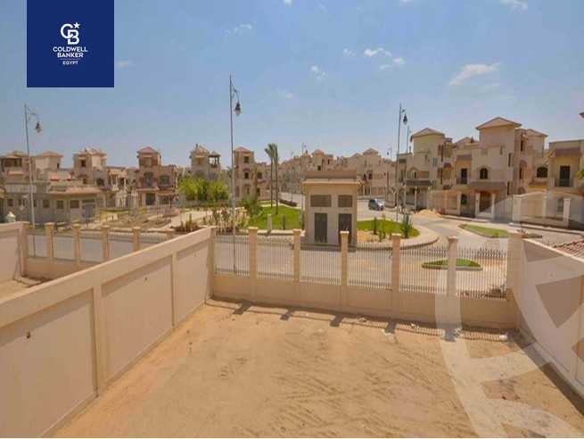 https://aqarmap.com.eg/ar/listing/4356428-for-sale-cairo-el-sheikh-zayed-city-compounds-in-sheikh-zayed-royal-city