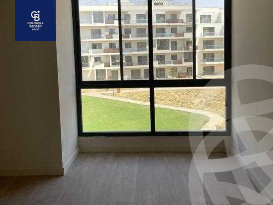 https://aqarmap.com.eg/en/listing/4596744-for-sale-cairo-new-cairo-compounds-kmbwnd-sky-kwndwz-swdyk-villette