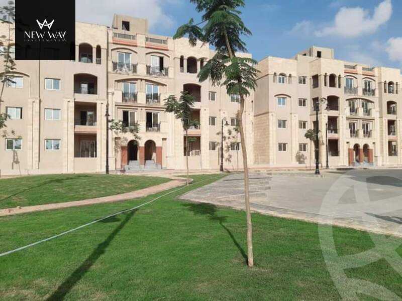 https://aqarmap.com.eg/ar/listing/3889642-for-sale-cairo-new-cairo-compounds-rock-vera