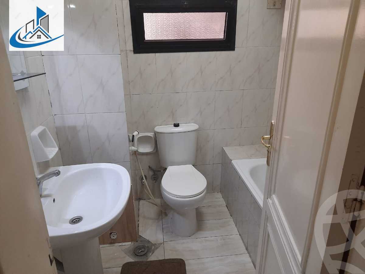 https://aqarmap.com.eg/en/listing/3949618-for-rent-cairo-6th-of-october-featured-neighborhood-el-motamayez-neighborhood-abd-el-moneim-riad-st
