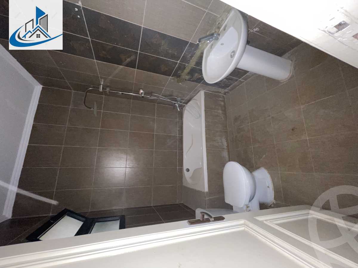 https://aqarmap.com.eg/en/listing/3956195-for-rent-cairo-6th-of-october-featured-neighborhood-el-motamayez-neighborhood-abd-el-moneim-riad-st