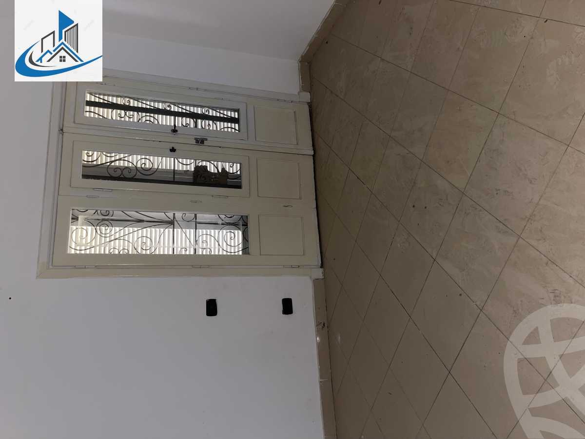 https://aqarmap.com.eg/en/listing/3956195-for-rent-cairo-6th-of-october-featured-neighborhood-el-motamayez-neighborhood-abd-el-moneim-riad-st