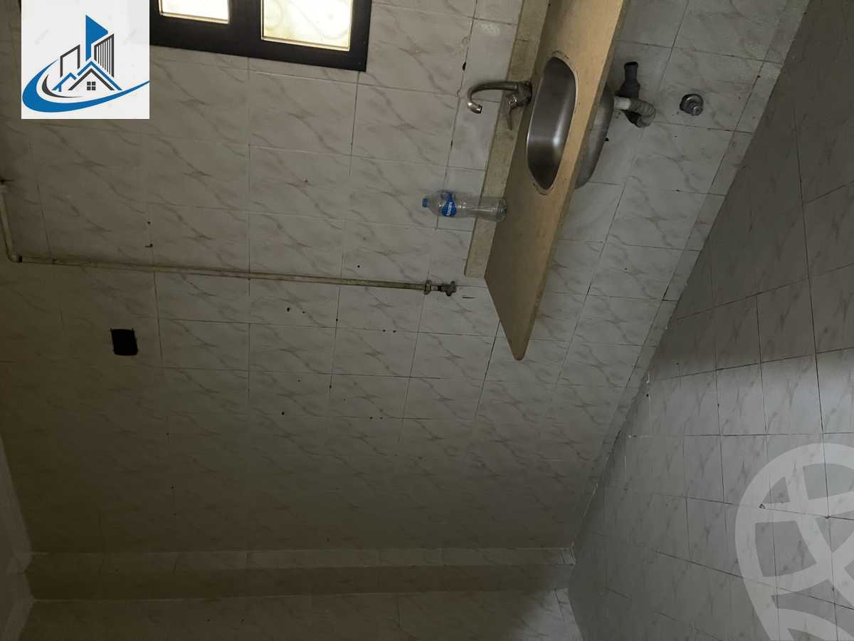 https://aqarmap.com.eg/en/listing/3956195-for-rent-cairo-6th-of-october-featured-neighborhood-el-motamayez-neighborhood-abd-el-moneim-riad-st