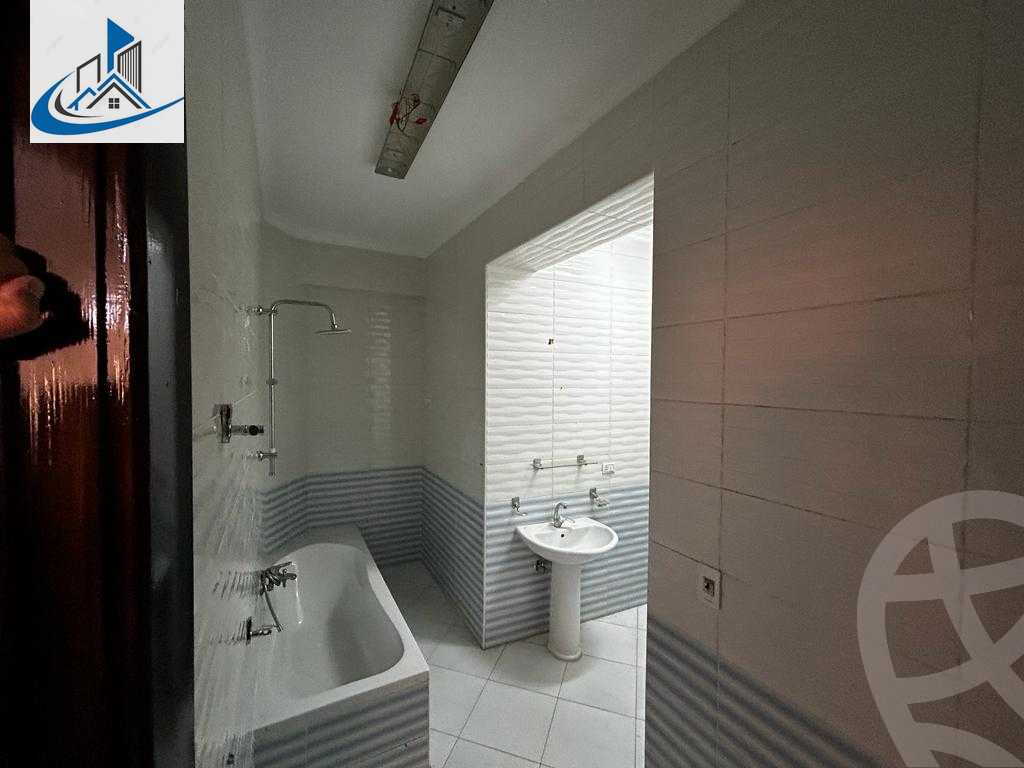 https://aqarmap.com.eg/en/listing/4077420-for-rent-cairo-6th-of-october-featured-neighborhood-sixth-touristic-village-al-wageh-street