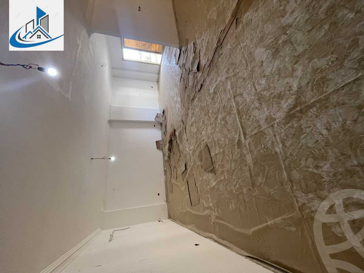 https://aqarmap.com.eg/ar/listing/4303948-for-sale-cairo-6th-of-october-featured-neighborhood-sixth-touristic-village-sameh-gado-st