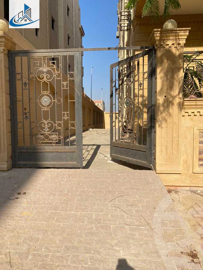 https://aqarmap.com.eg/ar/listing/4377407-for-sale-cairo-el-sheikh-zayed-city-bait-el-watan