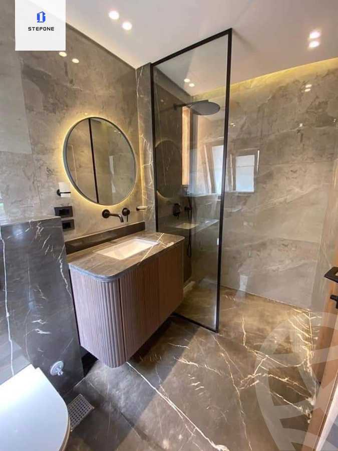 https://aqarmap.com.eg/en/listing/5220076-for-sale-cairo-new-cairo-lmstqbl-syty-compounds-rosail-city-compound-khaled-sabry-holding