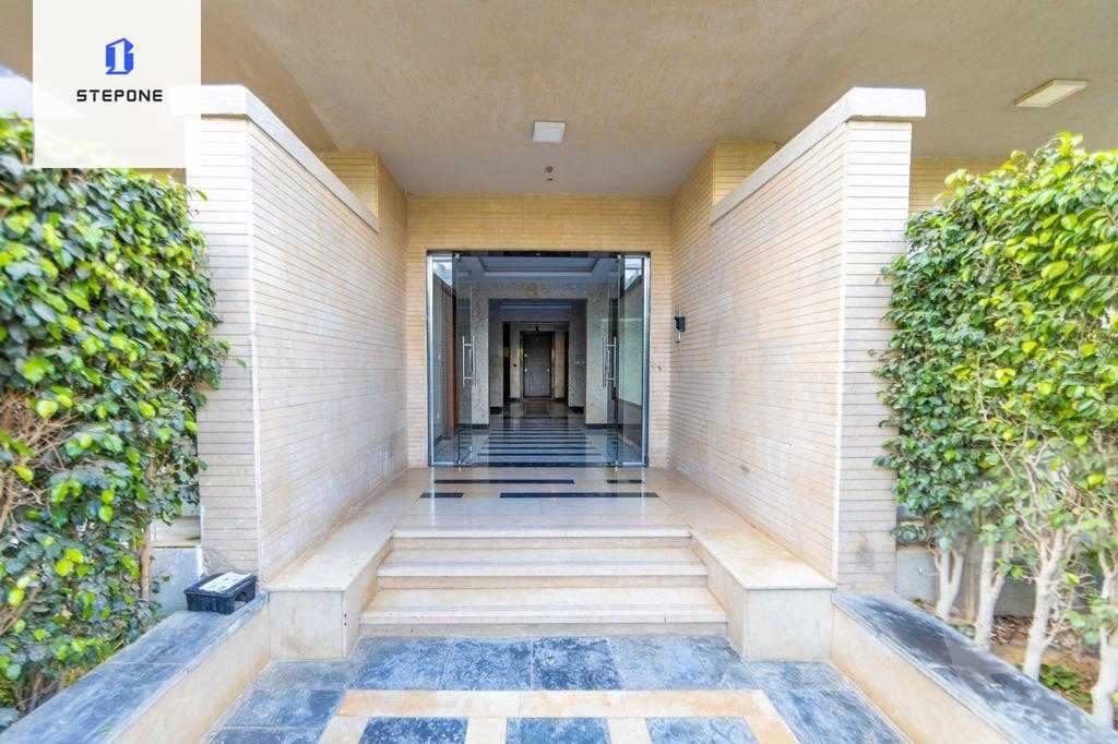 https://aqarmap.com.eg/en/listing/5597373-for-sale-cairo-new-cairo-compounds-galleria-moon-valley