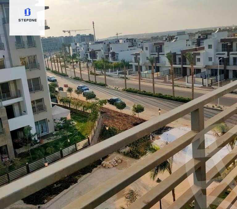 https://aqarmap.com.eg/en/listing/5597427-for-sale-cairo-new-cairo-compounds-hyde-park-parkway-hyde-park-compound