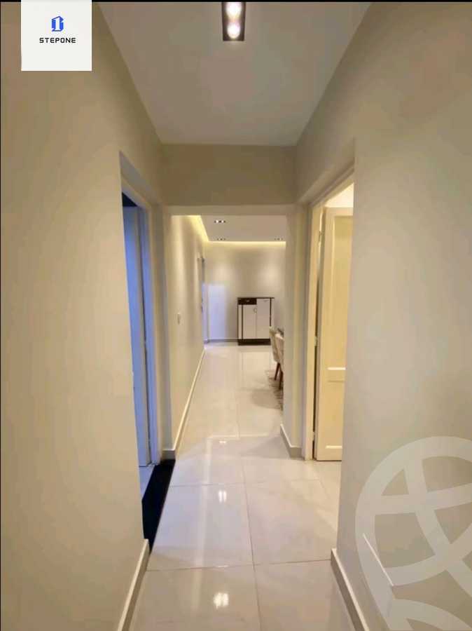 https://aqarmap.com.eg/en/listing/5937008-for-sale-cairo-new-cairo-compounds-hyde-park