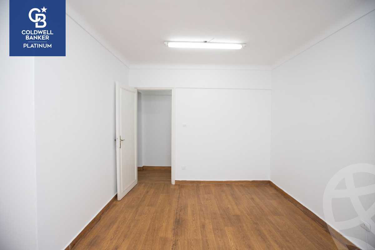 https://aqarmap.com.eg/en/listing/4014902-for-rent-alexandria-ganaklis-shr-mrtdy-bsh