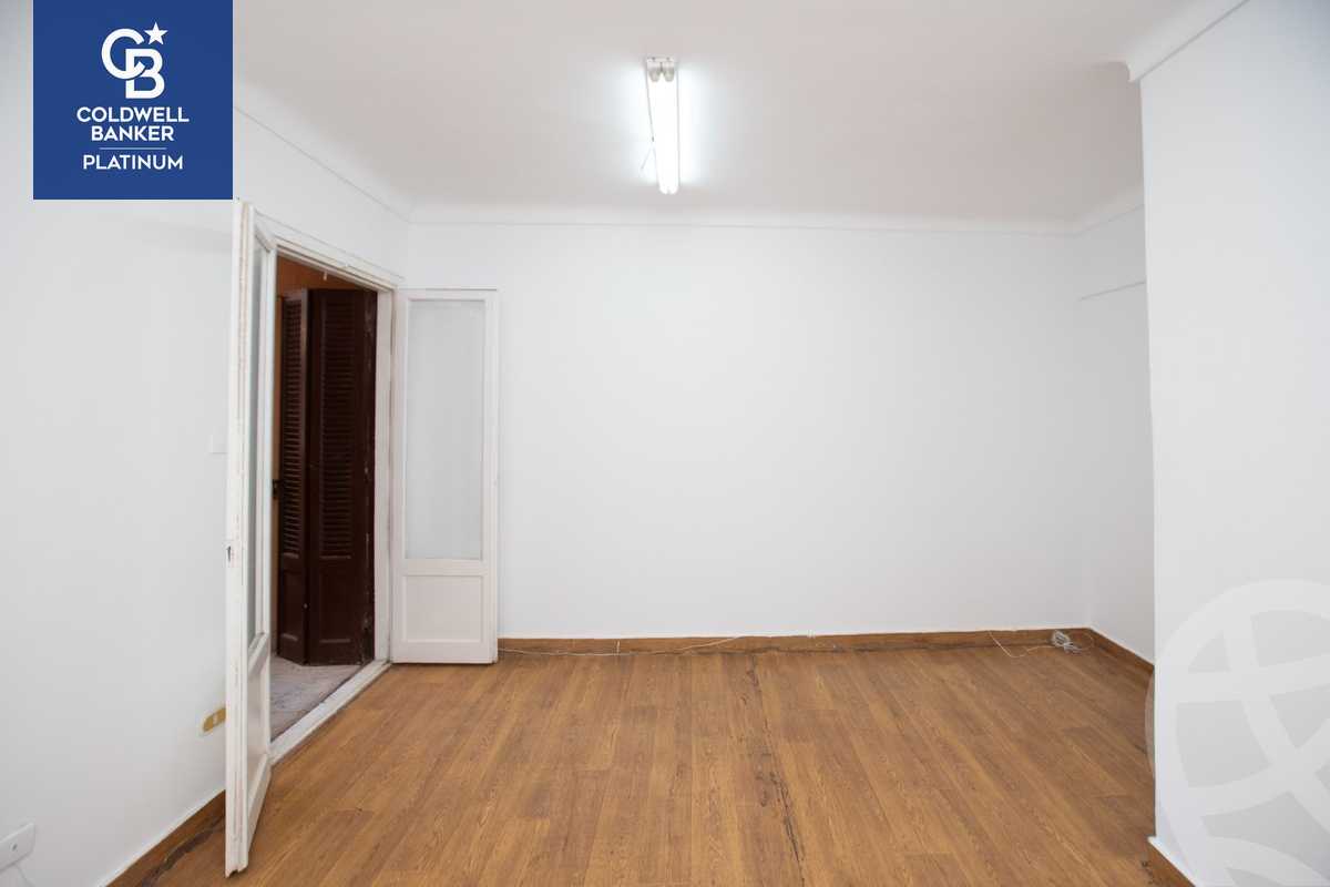 https://aqarmap.com.eg/en/listing/4014902-for-rent-alexandria-ganaklis-shr-mrtdy-bsh