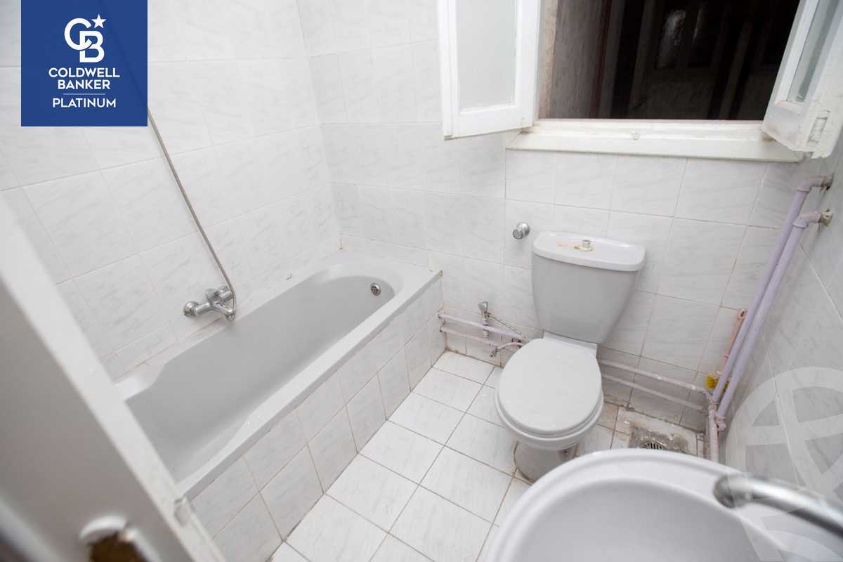https://aqarmap.com.eg/en/listing/4014902-for-rent-alexandria-ganaklis-shr-mrtdy-bsh