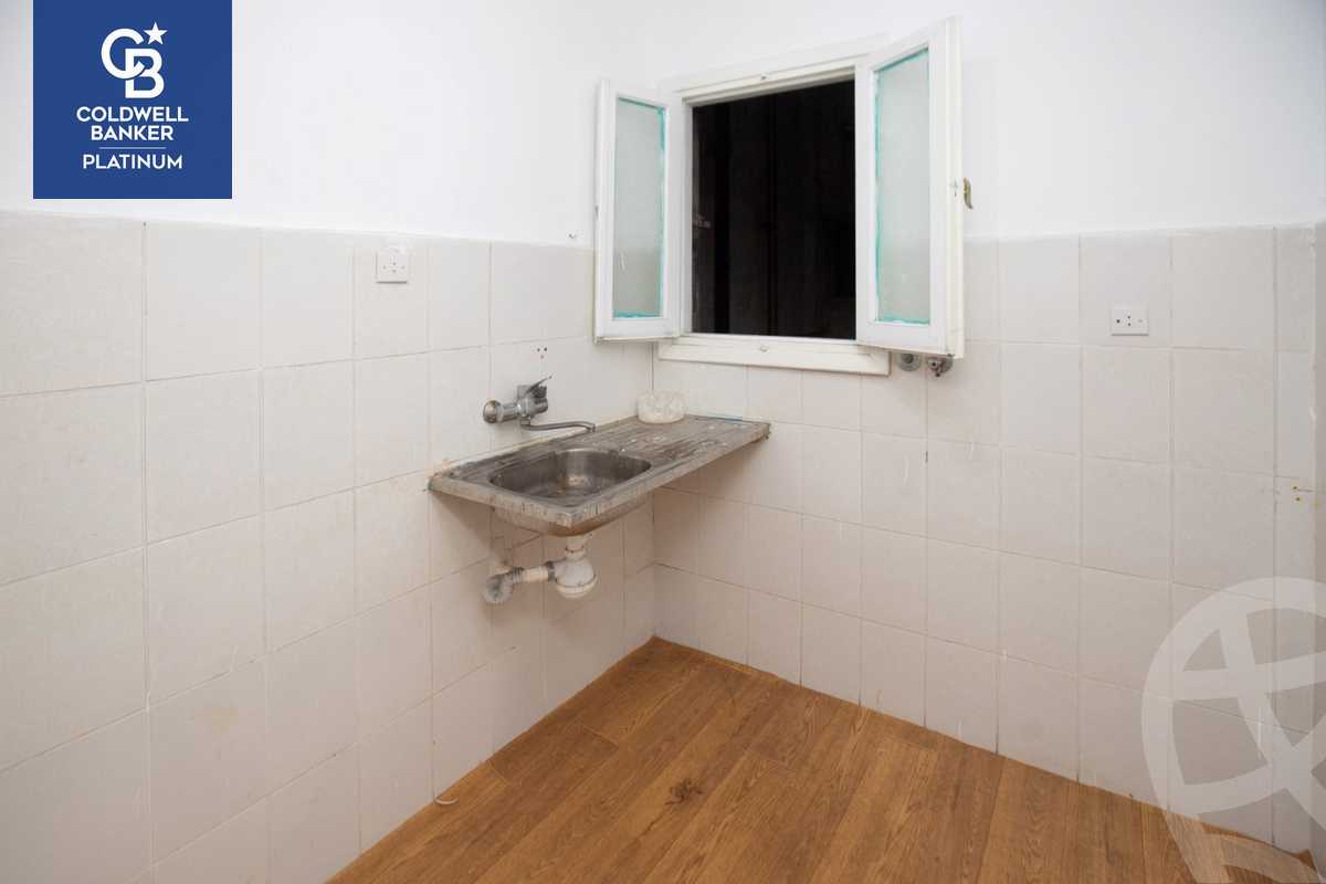 https://aqarmap.com.eg/en/listing/4014934-for-rent-alexandria-ganaklis-shr-mrtdy-bsh